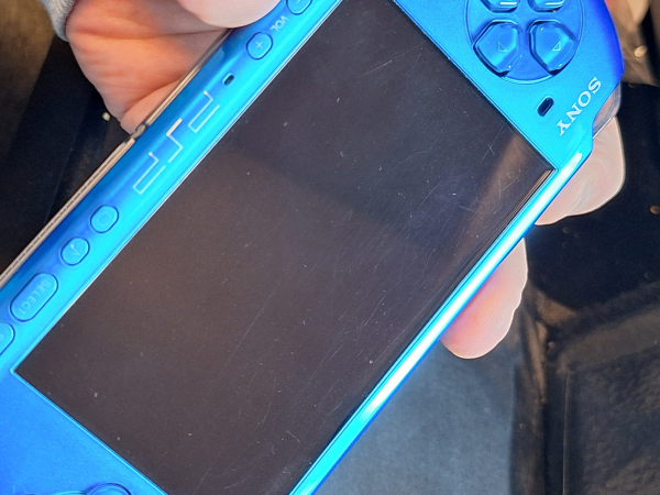 Playstation Portable PSP 3004 Slim & Lite Blau